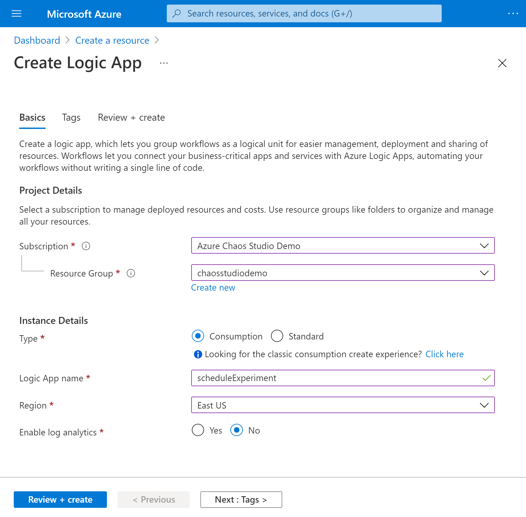 Captura de pantalla que muestra el panel de creación de Logic Apps y la información que se debe proporcionar para la nueva aplicación lógica.
