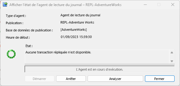 Capture d’écran affichant l’état du lecteur de journaux dans une réplication transactionnelle.