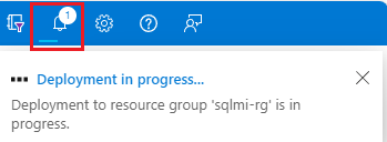 Screenshot dello stato di avanzamento della distribuzione di una SQL Managed Instance.