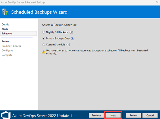 Screenshot mostra la pianificazione del backup selezionata e il pulsante Avanti evidenziato.