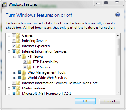 Screenshot della finestra di dialogo Attiva o disattiva le funzionalità di Windows, che mostra la cartella Estendibilità F T P.
