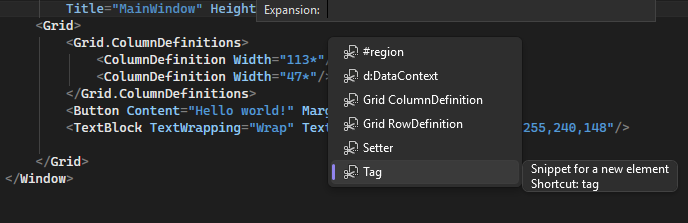Screenshot dell'editor di codice XAML con le opzioni del frammento di codice XAML visualizzate in IntelliSense.