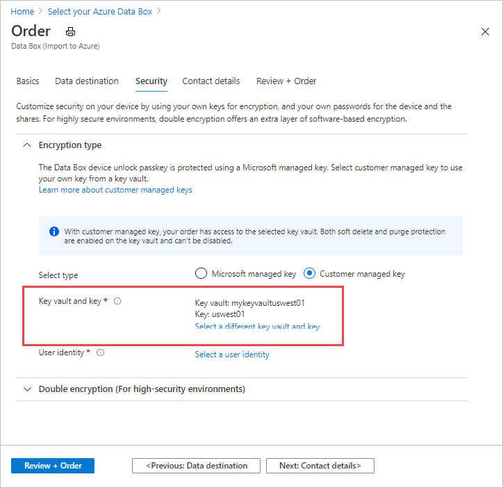 Schermopname van sleutel- en sleutelkluiswaarden die aanwezig zijn nadat u een nieuwe Azure Key Vault-sleutel hebt gemaakt om een door de klant beheerde sleutel te bieden voor een Data Box-exportorder.