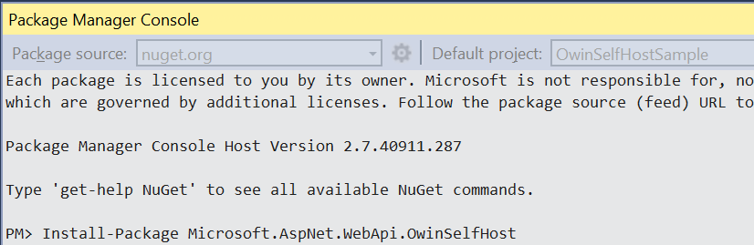 Schermopname van de Package Manager-console met licentiegegevens, gevolgd door P M > aan het einde, waarin wordt aangegeven waar de opdracht moet worden getypt.