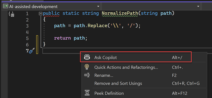Schermopname van het inschakelen van inlinechats in de editor in het contextmenu.