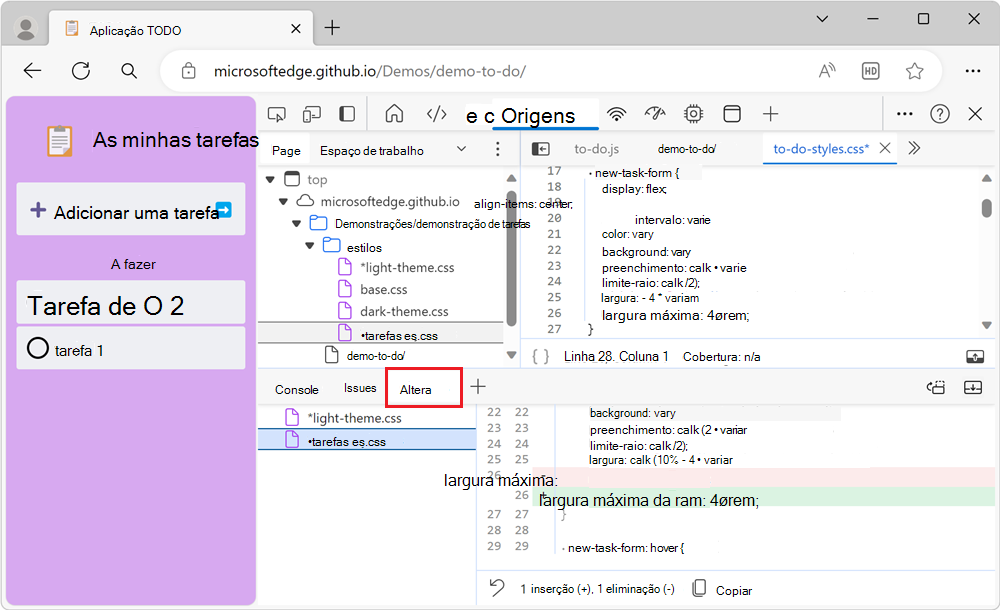 A ferramenta Alterações a mostrar dois ficheiros que foram modificados e as modificações do ficheiro selecionado