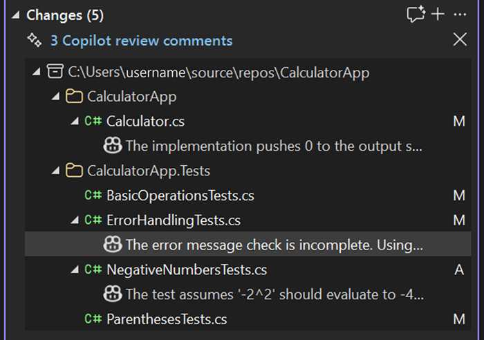 Captura de ecrã que mostra comentários de revisão de código para cada ficheiro na janela de Alterações do Git.