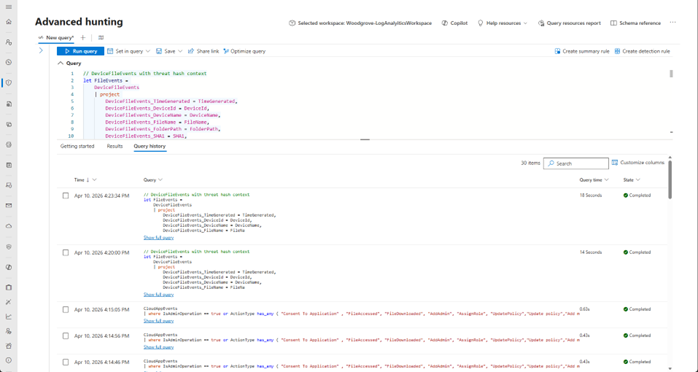 Screenshot of selecting Security Analyst Agent in Microsoft Defender Advanced hunting.