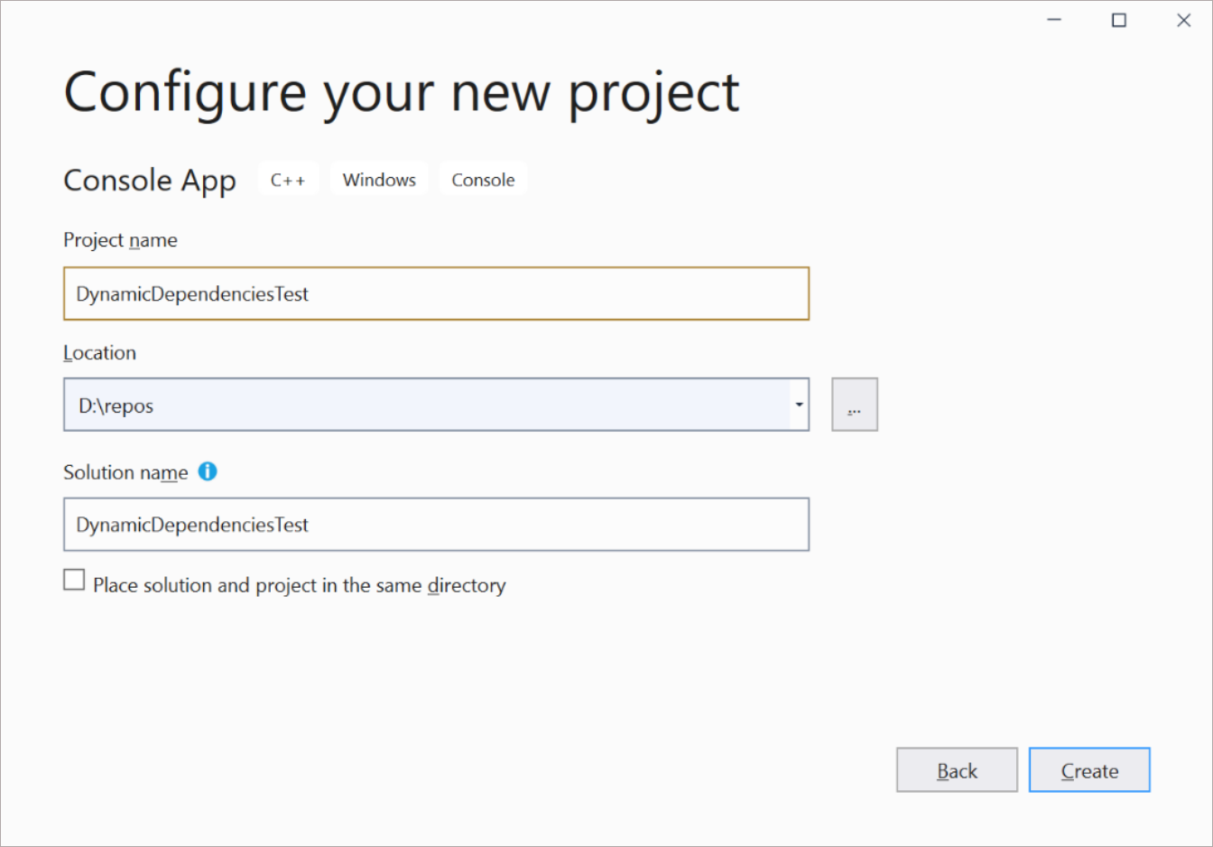 Skärmbild av namngivning av en ny C++-app i Visual Studio
